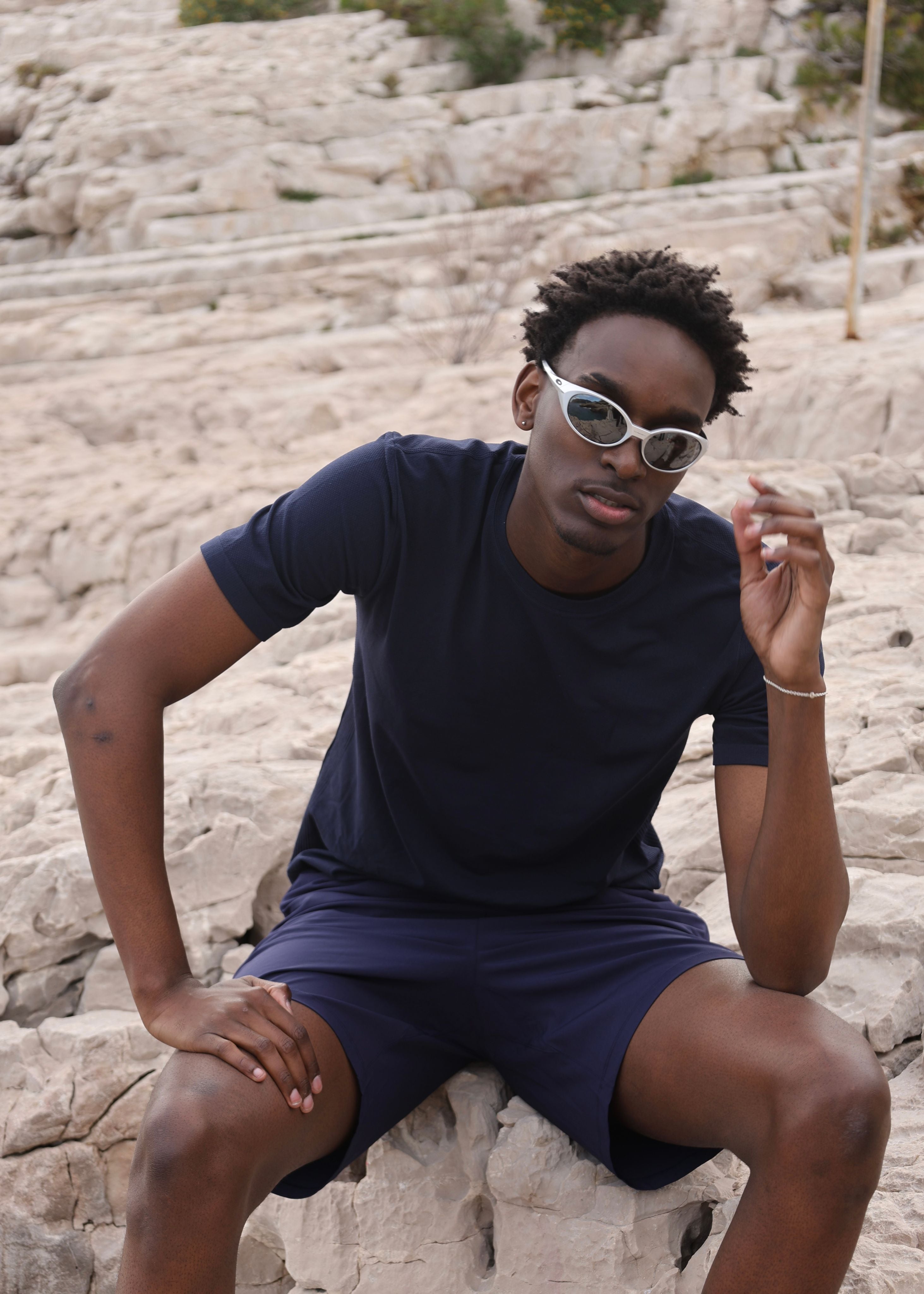 M. Seamlite® Tee - Navy